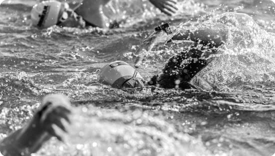 Cartel de la LXXIV Travessia nedant de Sitges